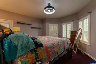 36292 Hillside Ln, Lebanon, OR 97355 - Photo 21
