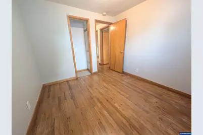 324 Sandy N Dr, Keizer, OR 97303 - Photo 13