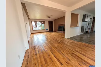 324 Sandy Dr N, Keizer, OR 97303 - Photo 5