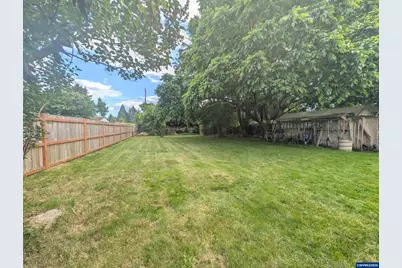 324 Sandy N Dr, Keizer, OR 97303 - Photo 15