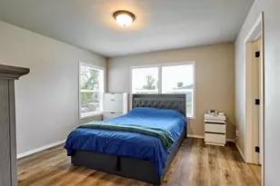 11633 Warbler Ln NE, Aurora, OR 97002 - Photo 19