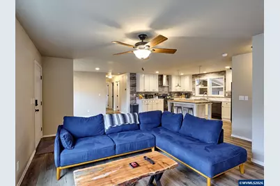 11633 Warbler Ln NE, Aurora, OR 97002 - Photo 7