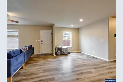 11633 Warbler Ln NE, Aurora, OR 97002 - Photo 27