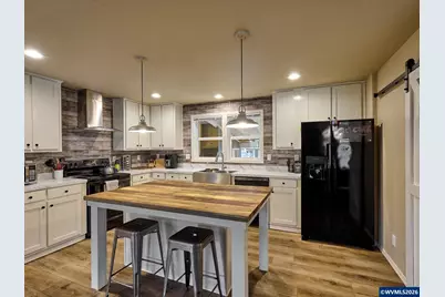 11633 Warbler Ln NE, Aurora, OR 97002 - Photo 13