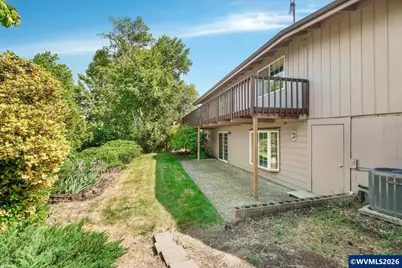 2225 W 28th Av, Eugene, OR 97405 - Photo 33