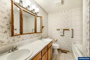 2225 W 28th Ave, Eugene, OR 97405 - Photo 15