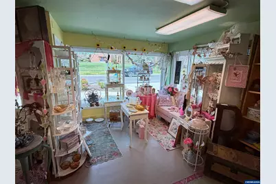 1120 Main St, Philomath, OR 97370 - Photo 9