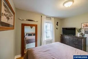 221 N 3rd St, Jefferson, OR 97352 - Photo 19