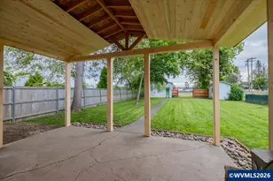 221 N 3rd St, Jefferson, OR 97352 - Photo 23