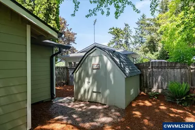 3585 NE Manchester St, Corvallis, OR 97330 - Photo 37