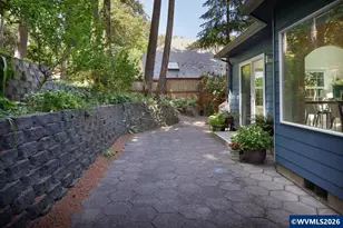 1876 NW Woodland Dr, Corvallis, OR 97330 - Photo 41