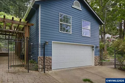 1876 NW Woodland Dr, Corvallis, OR 97330 - Photo 31