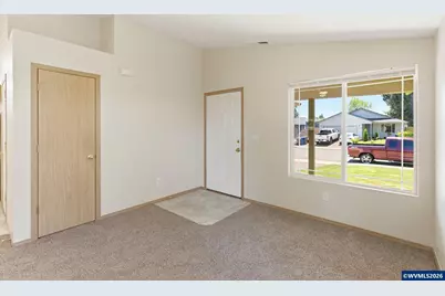 4439 Longacres Av NE, Salem, OR 97301 - Photo 5