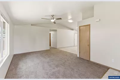 4439 Longacres Av NE, Salem, OR 97301 - Photo 7
