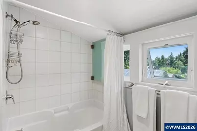 810 Chadwick St, Silverton, OR 97381 - Photo 33