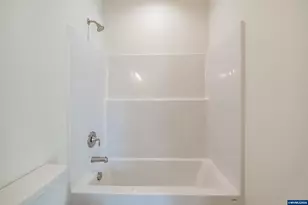 730 E Elmore St, Lebanon, OR 97355 - Photo 17