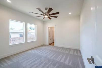 730 E Elmore St, Lebanon, OR 97355 - Photo 15