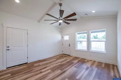 730 E Elmore St, Lebanon, OR 97355 - Photo 5