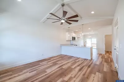 730 E Elmore St, Lebanon, OR 97355 - Photo 7