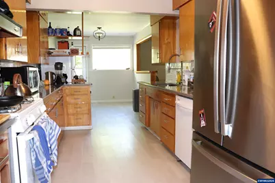 1045 SW Grove St, Corvallis, OR 97333 - Photo 15