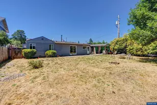 1045 SW Grove St, Corvallis, OR 97333 - Photo 19