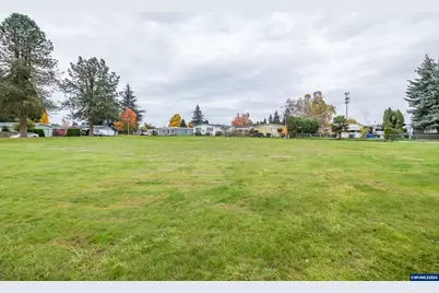 3253 Comber Ct NE, Salem, OR 97305 - Photo 33
