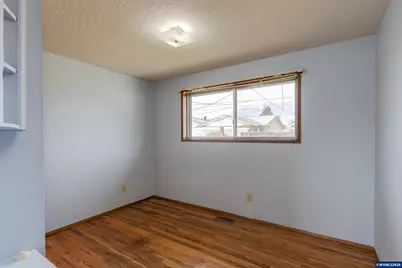 2043 Sallal Rd, Woodburn, OR 97071 - Photo 9
