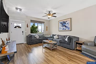1202 Albatross Ct, Sweet Home, OR 97386 - Photo 7