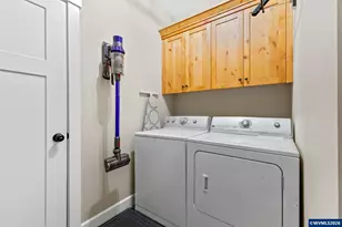 1202 Albatross Ct, Sweet Home, OR 97386 - Photo 15
