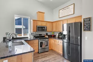 575 Egret Ave, Halsey, OR 97348 - Photo 15