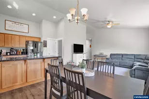 575 Egret Ave, Halsey, OR 97348 - Photo 13