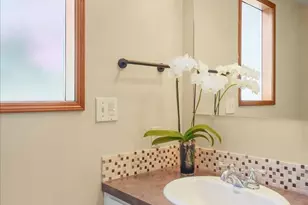 2015 NW Oceanview Dr, Newport, OR 97365 - Photo 11