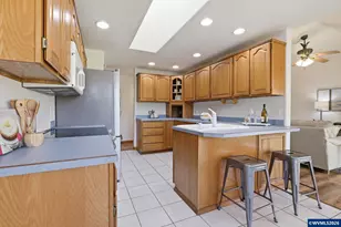 3203 19th Ave SE, Albany, OR 97322 - Photo 17