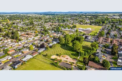 2396 Lafayette St SE, Albany, OR 97322 - Photo 33