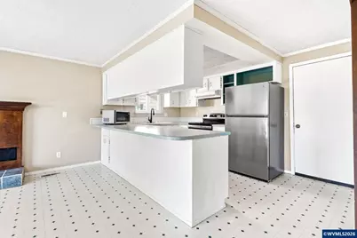 2396 Lafayette St SE, Albany, OR 97322 - Photo 11