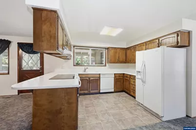488 Cascade Dr, Springfield, OR 97478 - Photo 17