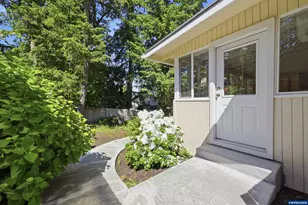 488 Cascade Dr, Springfield, OR 97478 - Photo 35