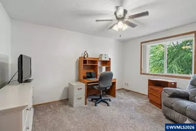 223 McNary Heights Dr N, Keizer, OR 97303 - Photo 17