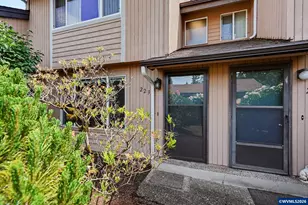 223 McNary Heights Dr N, Keizer, OR 97303 - Photo 1