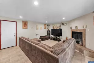 435 Buckboard Ct SE, Salem, OR 97317 - Photo 9