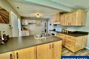 3080 Ellis Ave NE, Salem, OR 97301 - Photo 11