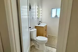 3080 Ellis Ave NE, Salem, OR 97301 - Photo 17