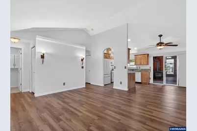 4940 Keiko Ct NE, Salem, OR 97305 - Photo 9