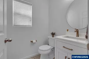 1149 Dahlia St, Woodburn, OR 97071 - Photo 17