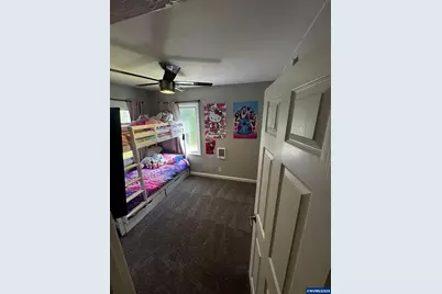 895 Vista Av SE, Salem, OR 97302 - Photo 17
