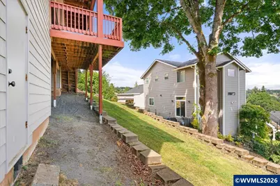 2689 Fillmore Av NW, Salem, OR 97304 - Photo 47