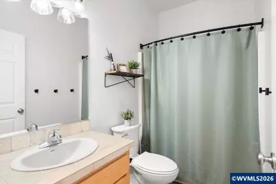 2689 Fillmore Av NW, Salem, OR 97304 - Photo 27