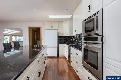 9215 Trout Pl, Gleneden Beach, OR 97388 - Photo 5