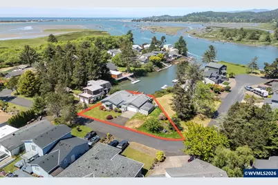 9215 Trout Pl, Gleneden Beach, OR 97388 - Photo 3