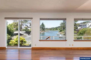 9215 Trout Pl, Gleneden Beach, OR 97388 - Photo 15